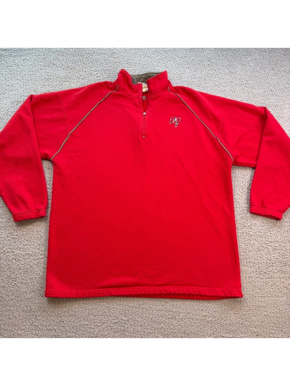 Vintage Tampa Bay Buccaneers NFL Red Quarter Zip Embroidered Logo Sweatshirt XL